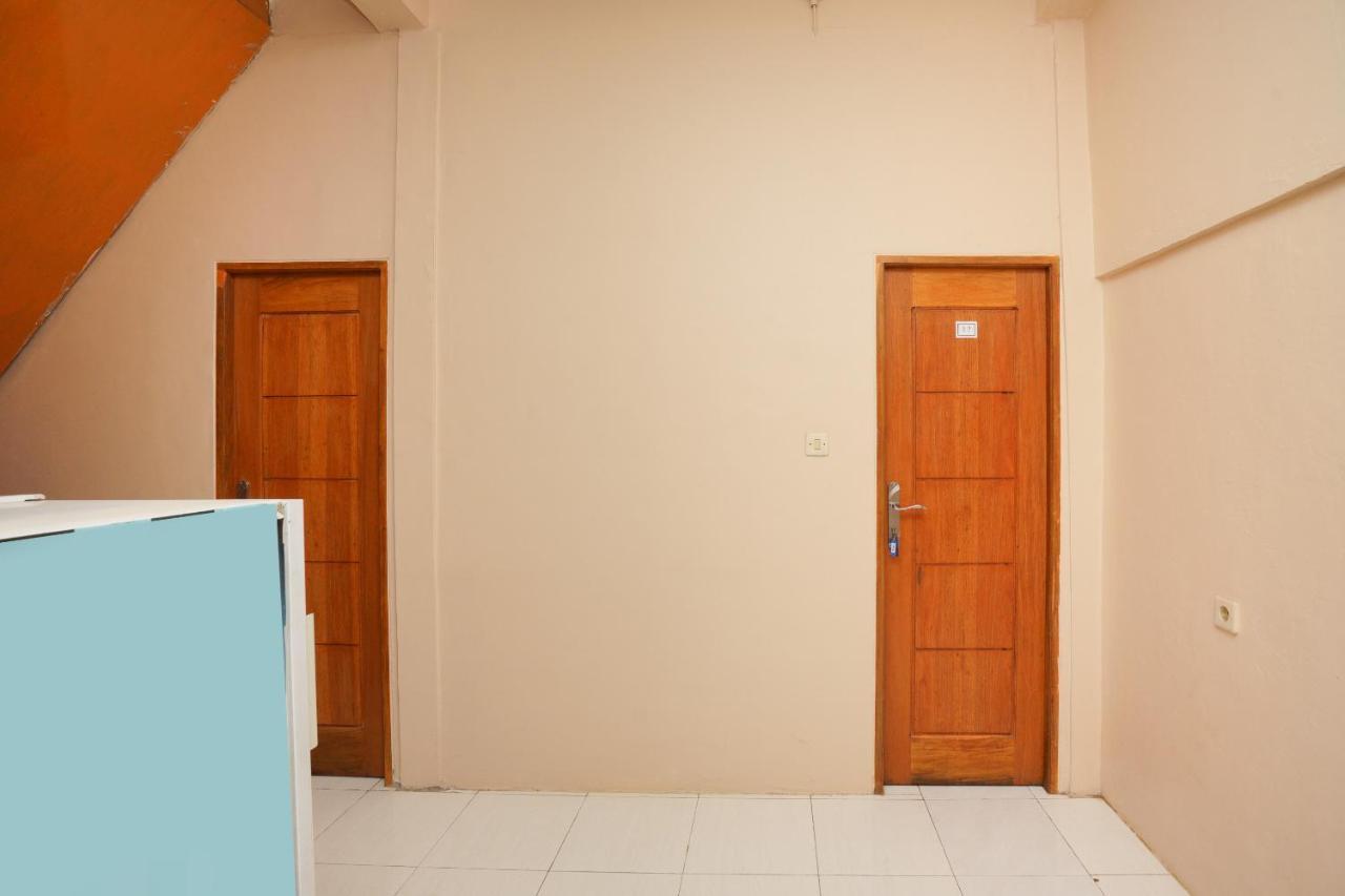 Oyo 2656 Az Zahra Residence Syariah سورابايا المظهر الخارجي الصورة